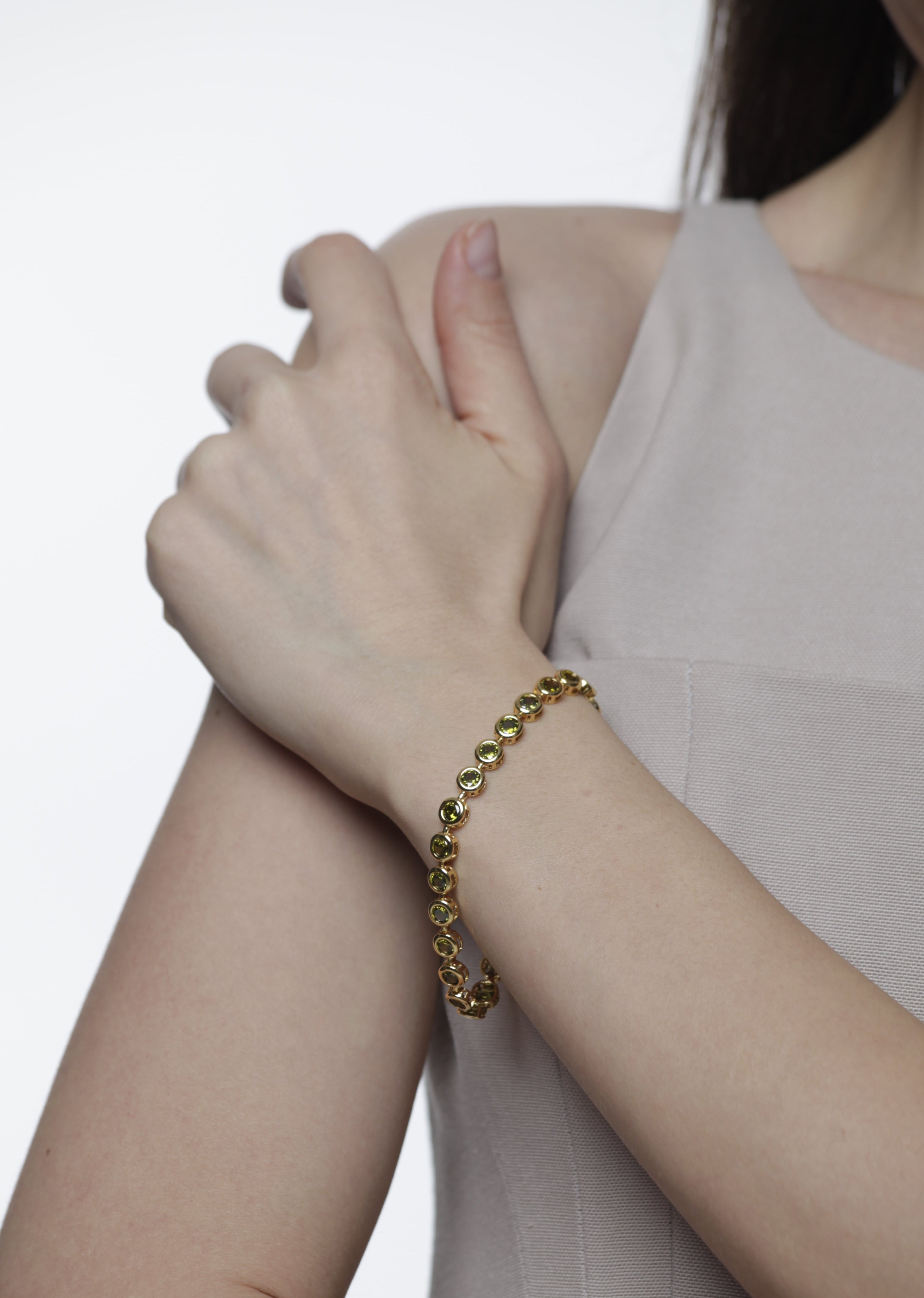 Round Bezel Set eternity bracelet in Green